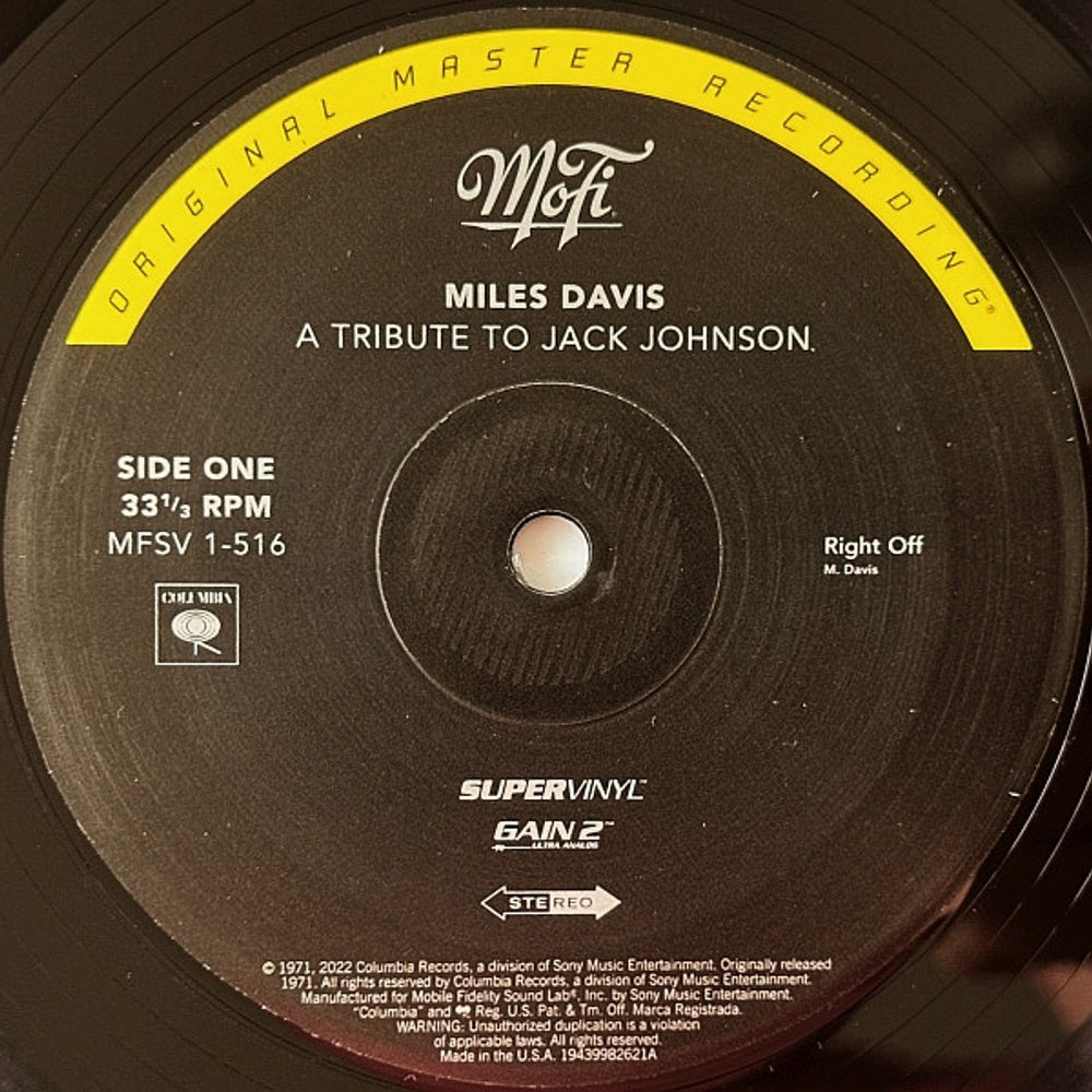 Miles Davis – Tribute To Jack Johnson (Mobile Fidelity LP Vinyl)