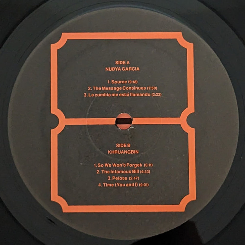 Khruangbin & Nubya Garcia – Live at Radio City Music Hall (LP Vinyl)