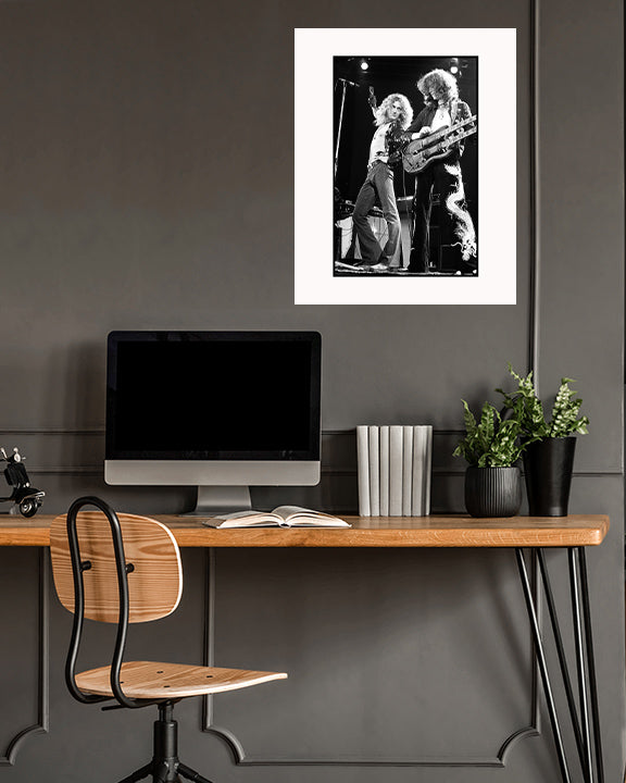 Led Zeppelin (1975) Photo Print