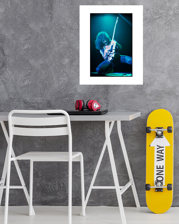 Van Halen's Eddie Van Halen (1979) Photo Print